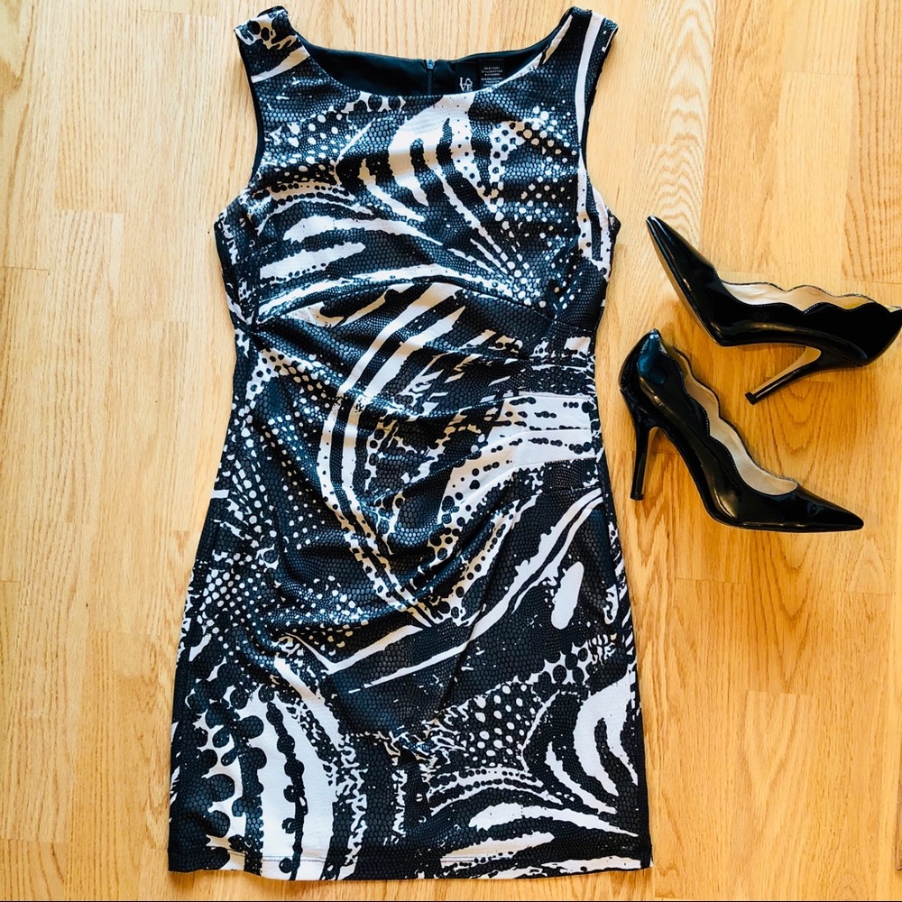Snake print abstract pattern dress